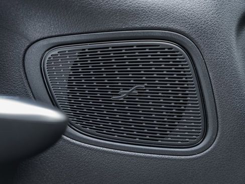 New 2025 Mercedes-Benz GLC 350e 4MATIC image 36