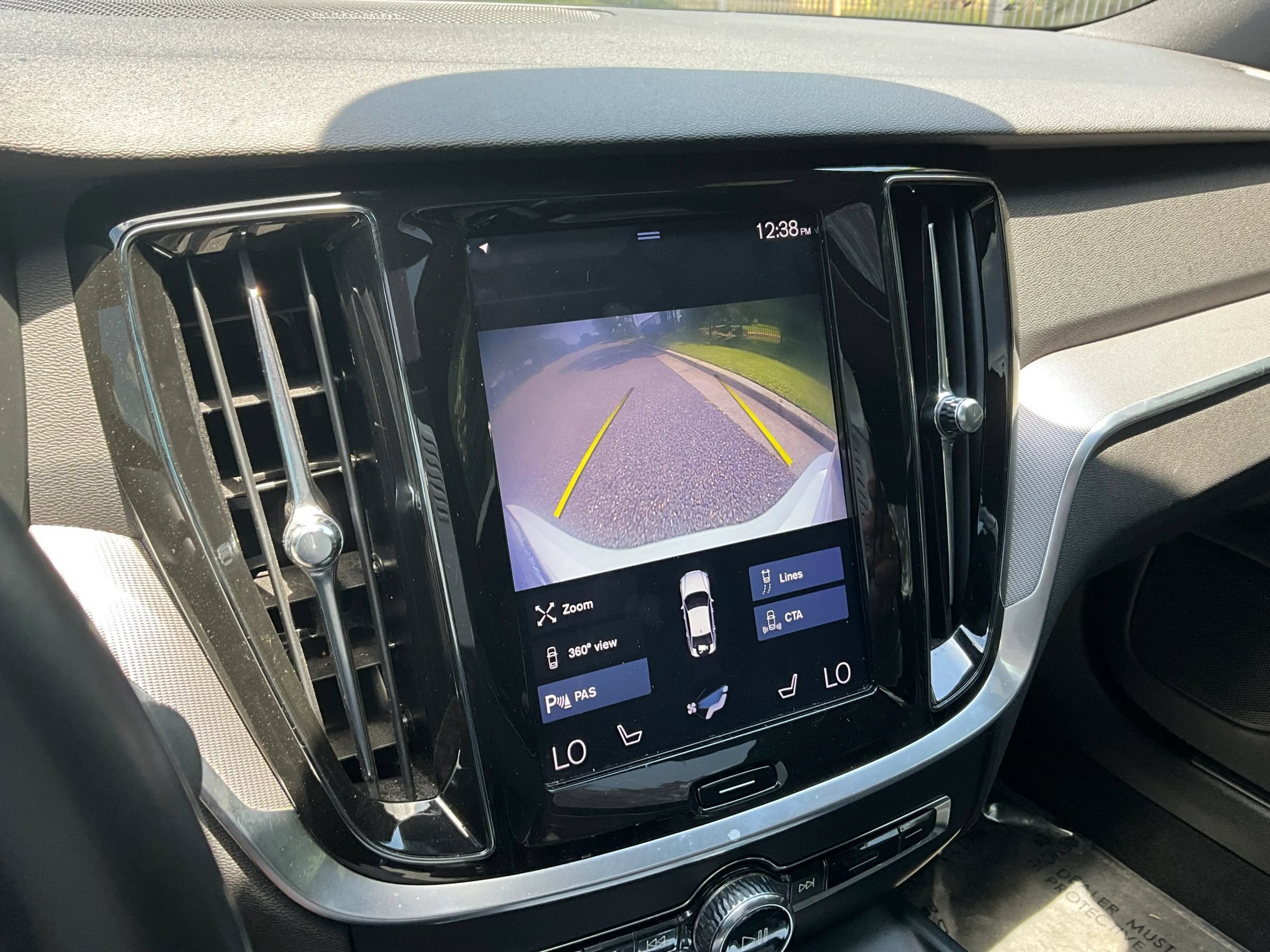 Used 2019 Volvo S60 T6 R-Design AWD/4WD image 24