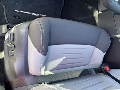 Certified 2025 Toyota Tacoma TRD Off-Road w/ TRD Off Road Upgrade Package image 10