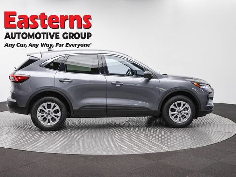 Used 2024 Ford Escape Active AWD/4WD image 4