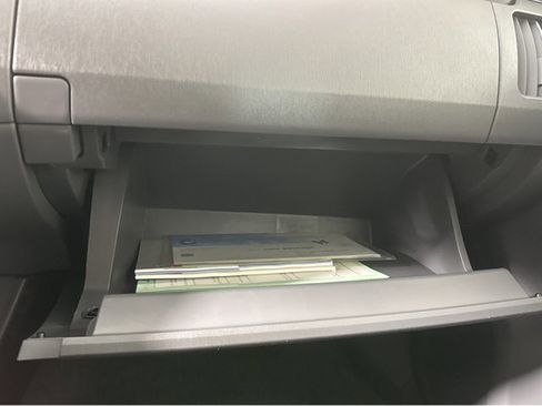 Used 2011 Toyota Prius Two image 36