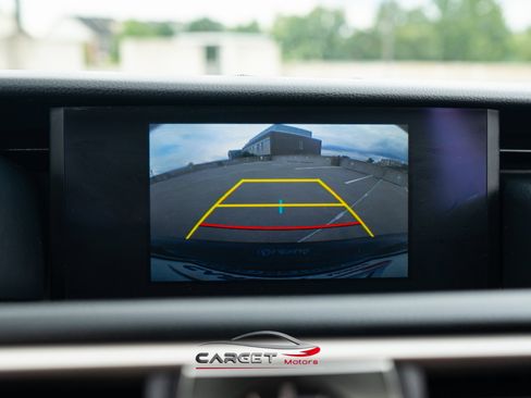 Used 2018 Lexus IS 300 F Sport w/ F Sport Package image 28