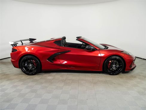 Used 2023 Chevrolet Corvette Stingray Preferred Cpe w/ Z51 Performance Package RWD image 21