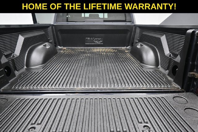 Used 2018 RAM 1500 Classic SLT AWD/4WD image 29