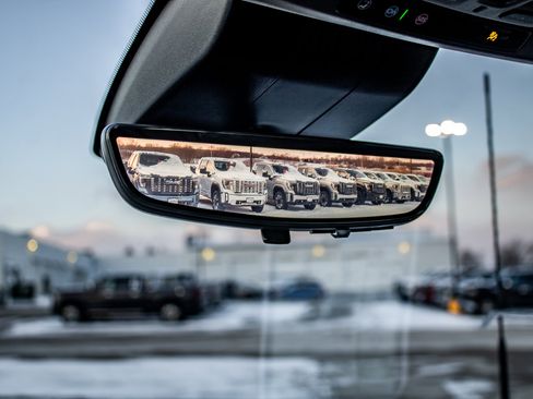 Used 2024 GMC Sierra 2500 Denali w/ Technology Package image 37