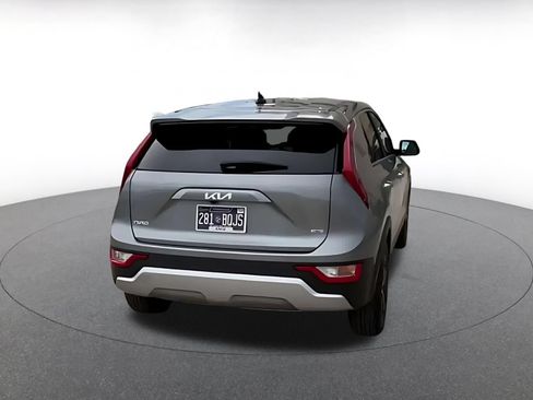 Used 2026 Kia Niro LX FWD image 14