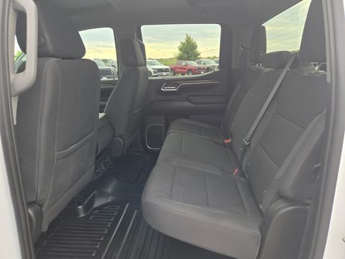 Used 2023 Chevrolet Silverado 1500 LT w/ Z71 Off-Road Package AWD/4WD image 13