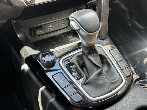 Certified 2024 Kia Seltos EX FWD image 21