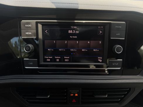 Used 2019 Volkswagen Jetta FWD image 14