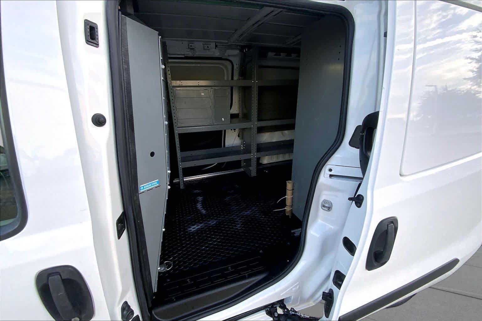 Used 2021 RAM ProMaster City Tradesman FWD image 18