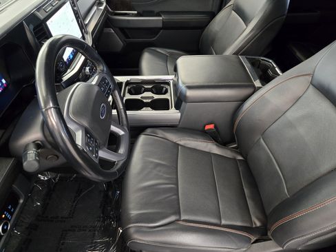 Certified 2023 Ford F250 Lariat w/ Lariat Ultimate Package AWD/4WD image 13