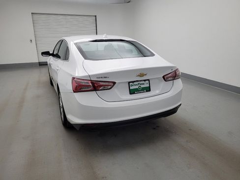 Used 2021 Chevrolet Malibu LT FWD image 6