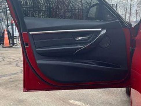 Used 2016 BMW 340i xDrive Sedan image 16