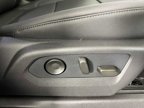 New 2026 GMC Sierra 1500 SLT w/ SLT Premium Plus Package image 16