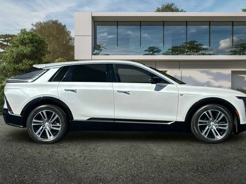 Certified 2024 Cadillac Lyriq Luxury w/ LPO, Floor Liner Package RWD image 3