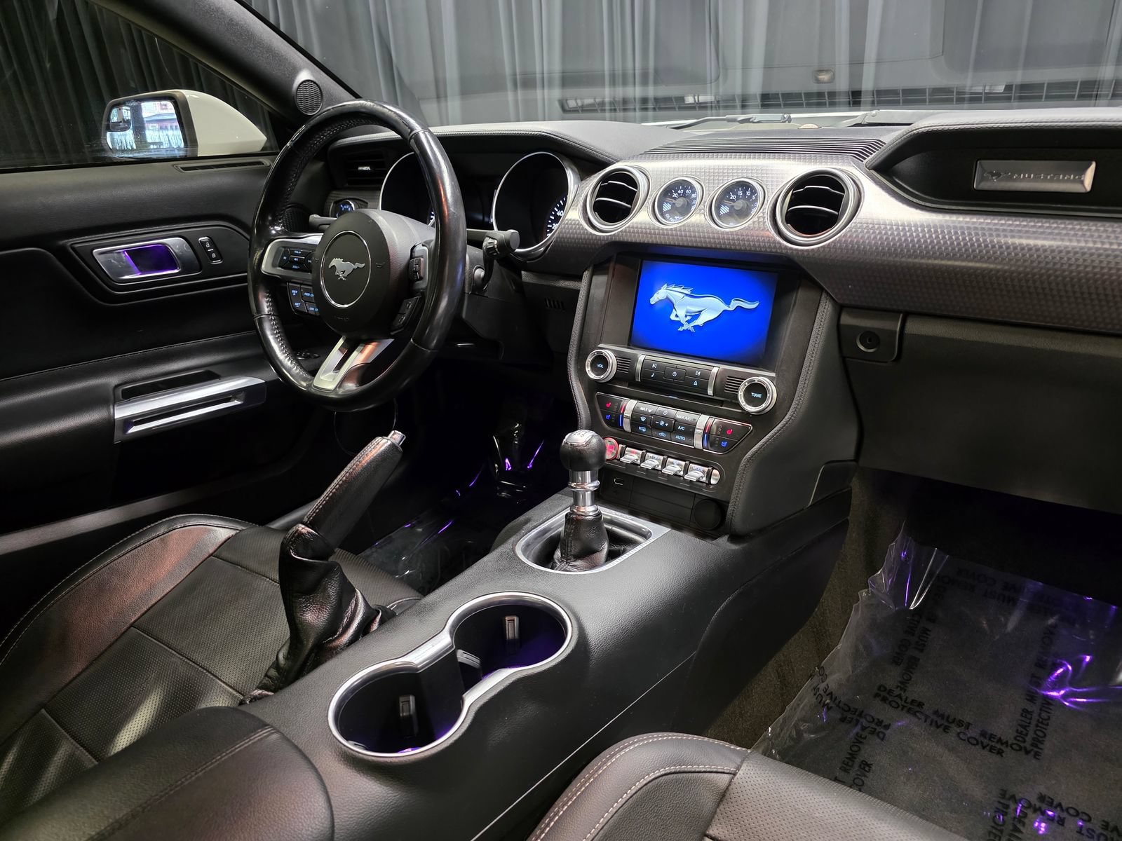 Used 2018 Ford Mustang GT Premium w/ GT Performance Package RWD image 30