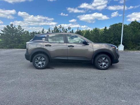 New 2026 Nissan Kicks S FWD image 3