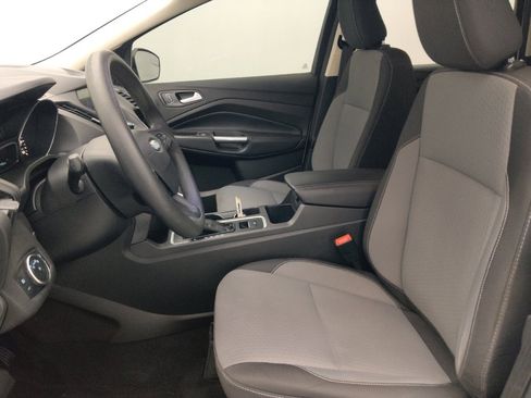 Used 2019 Ford Escape SE FWD image 17