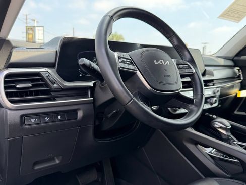 Used 2023 Kia Telluride S w/ S Sunroof Package FWD image 13