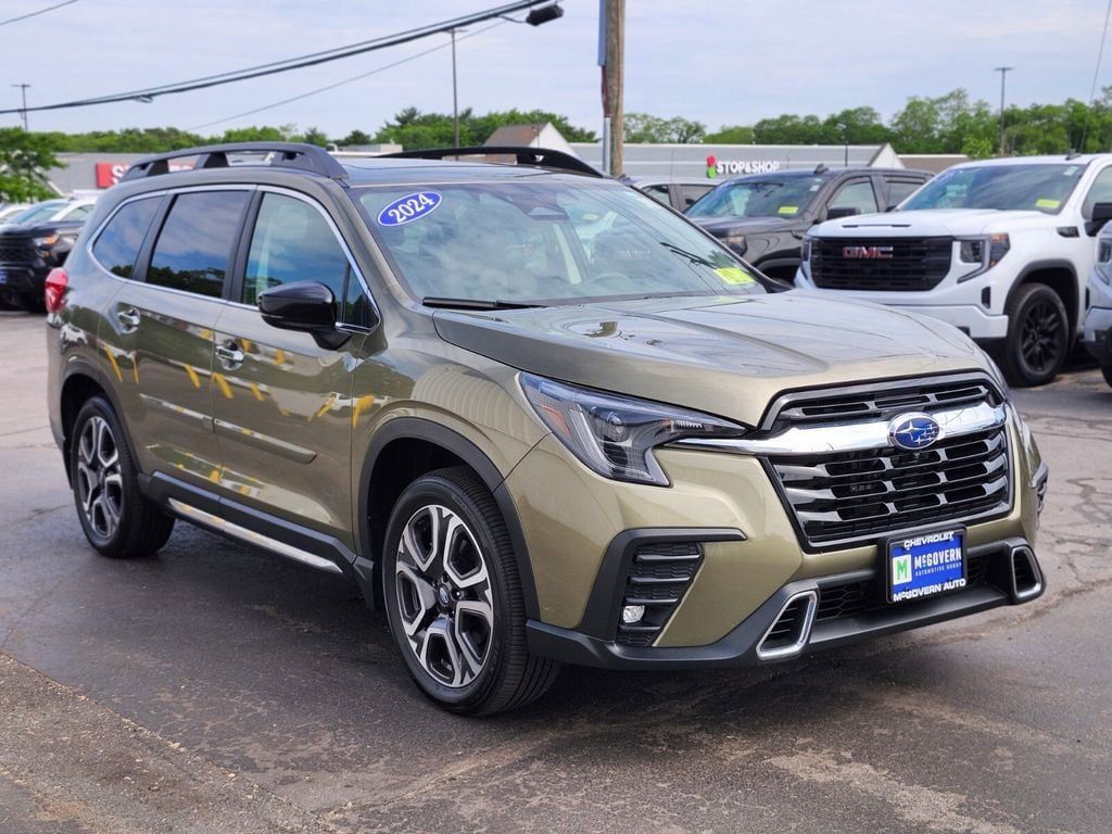 Used 2024 Subaru Ascent Touring AWD/4WD image 7