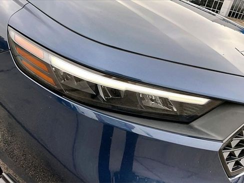 Used 2024 Honda Accord EX image 32