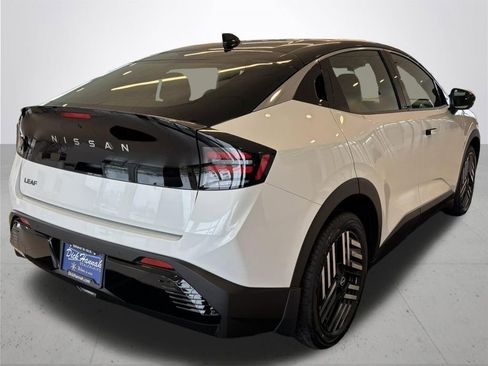 New 2026 Nissan Leaf SV+ w/ Floor Mat Package (SV+) image 7