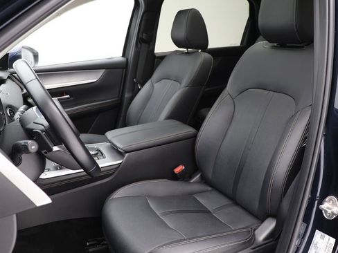 Used 2024 MAZDA CX-90 Plug-In Hybrid w/ Premium Pkg image 17