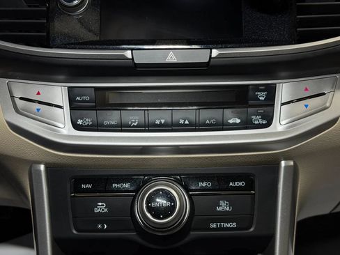 Used 2014 Honda Accord EX-L image 31
