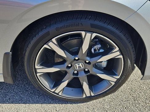 Used 2025 Honda Civic Sport Touring image 10