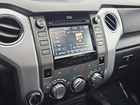 Used 2016 Toyota Tundra SR5 image 24