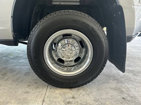 Used 2026 RAM 3500 Tradesman AWD/4WD image 18