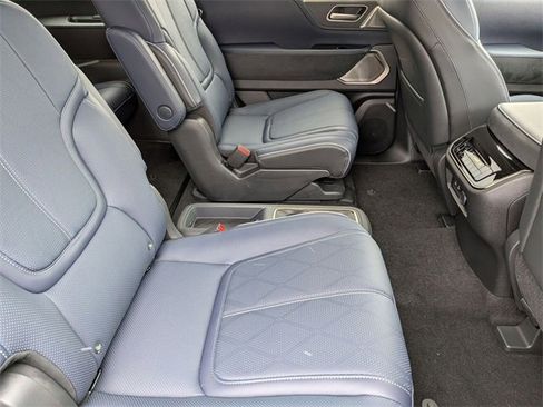 New 2026 INFINITI QX80 4WD image 32