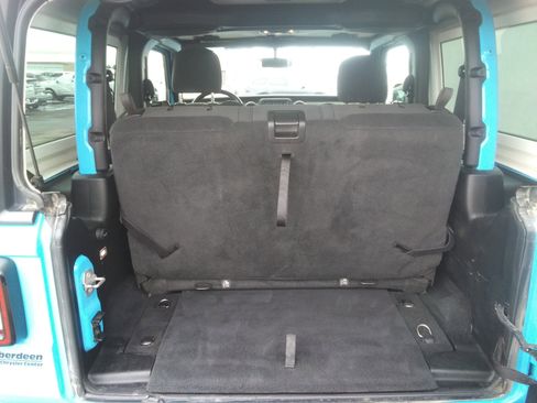 Used 2021 Jeep Wrangler Sport S image 8