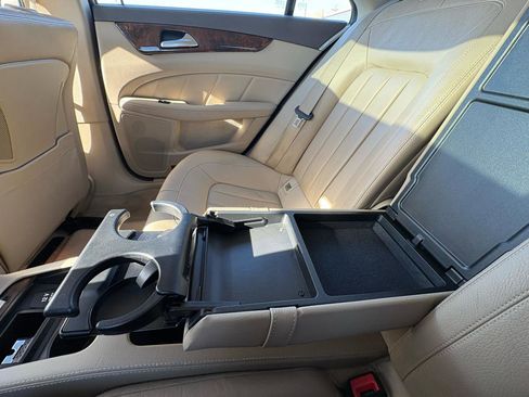 Used 2013 Mercedes-Benz CLS 550 image 32