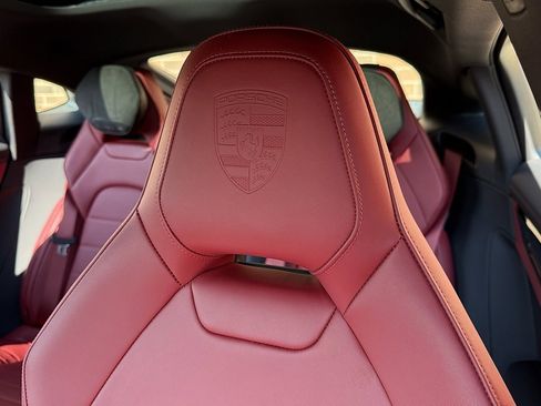 New 2025 Porsche Panamera 4 image 18