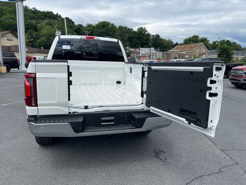 New 2026 Ford F150 Lariat w/ Equipment Group 502A High AWD/4WD image 9