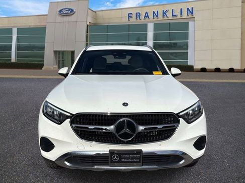 Used 2023 Mercedes-Benz GLC 300 4MATIC image 2