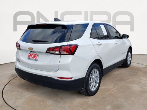 Used 2024 Chevrolet Equinox LS FWD image 14