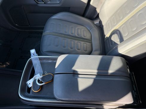 Used 2023 Rivian R1S Launch Edition image 14