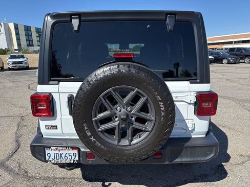 Used 2024 Jeep Wrangler Unlimited Sport AWD/4WD image 7