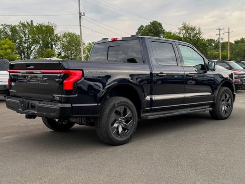 New 2025 Ford F150 Lightning Lariat image 3