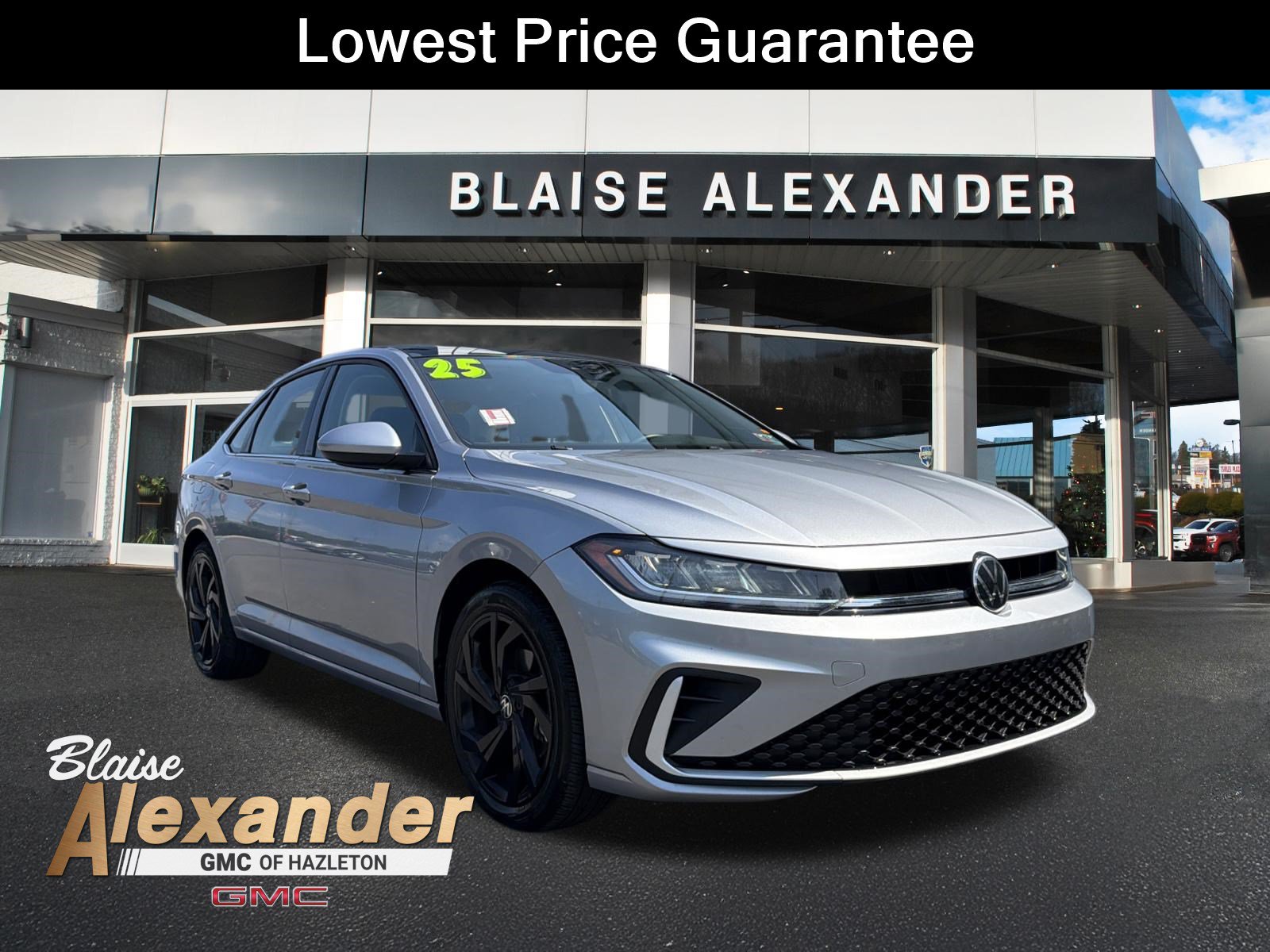 Used 2025 Volkswagen Jetta SE FWD image 1