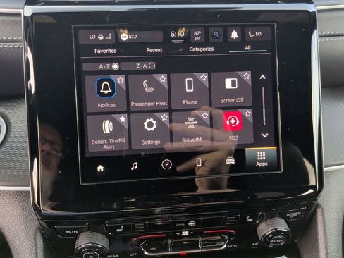 New 2025 Jeep Grand Cherokee Altitude image 28