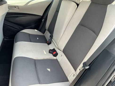 Used 2025 Toyota Corolla LE FWD image 10