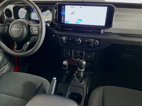 Used 2024 Jeep Wrangler Willys image 6