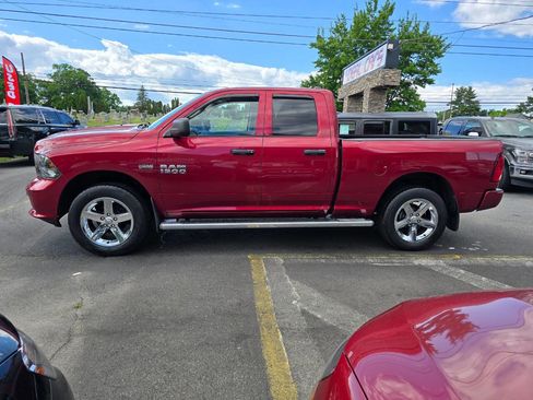 Used 2015 RAM 1500 Express AWD/4WD image 6