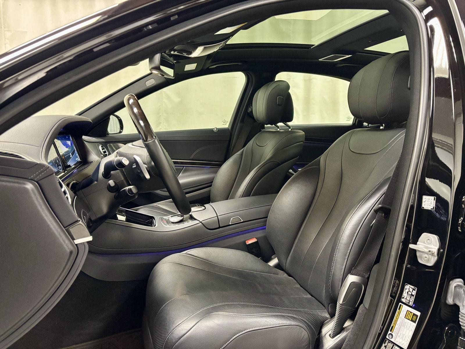 Used 2017 Mercedes-Benz S 550 Sedan image 18