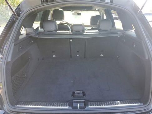 Used 2021 Mercedes-Benz GLC 300 4MATIC image 8