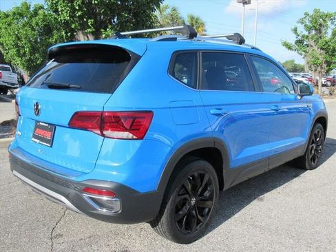 Used 2024 Volkswagen Taos SE FWD image 6