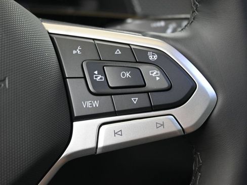 New 2026 Volkswagen Atlas Cross Sport SEL R-Line AWD/4WD image 24